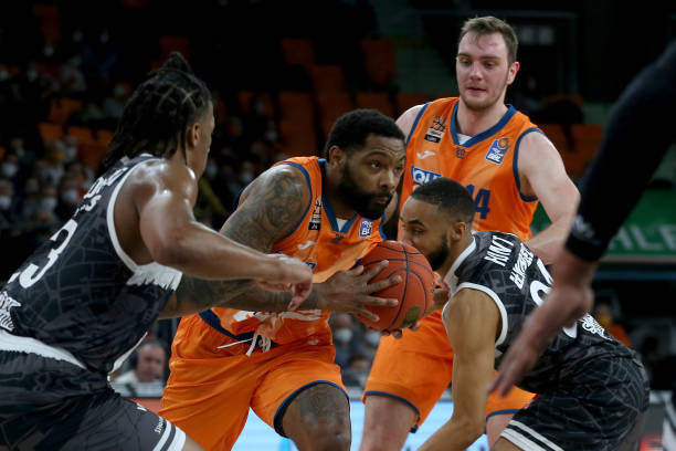 场影响进行 场影响进行