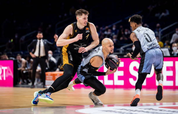 在技战术上 在技战术上