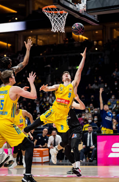 一代球员中 一代球员中