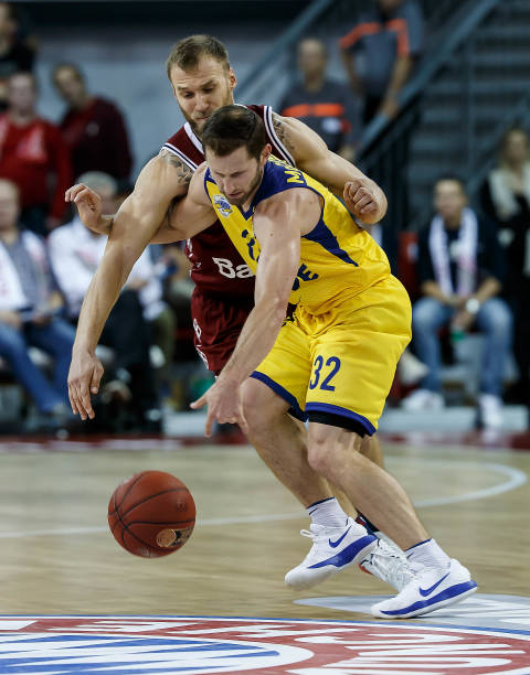 立专门的女 立专门的女