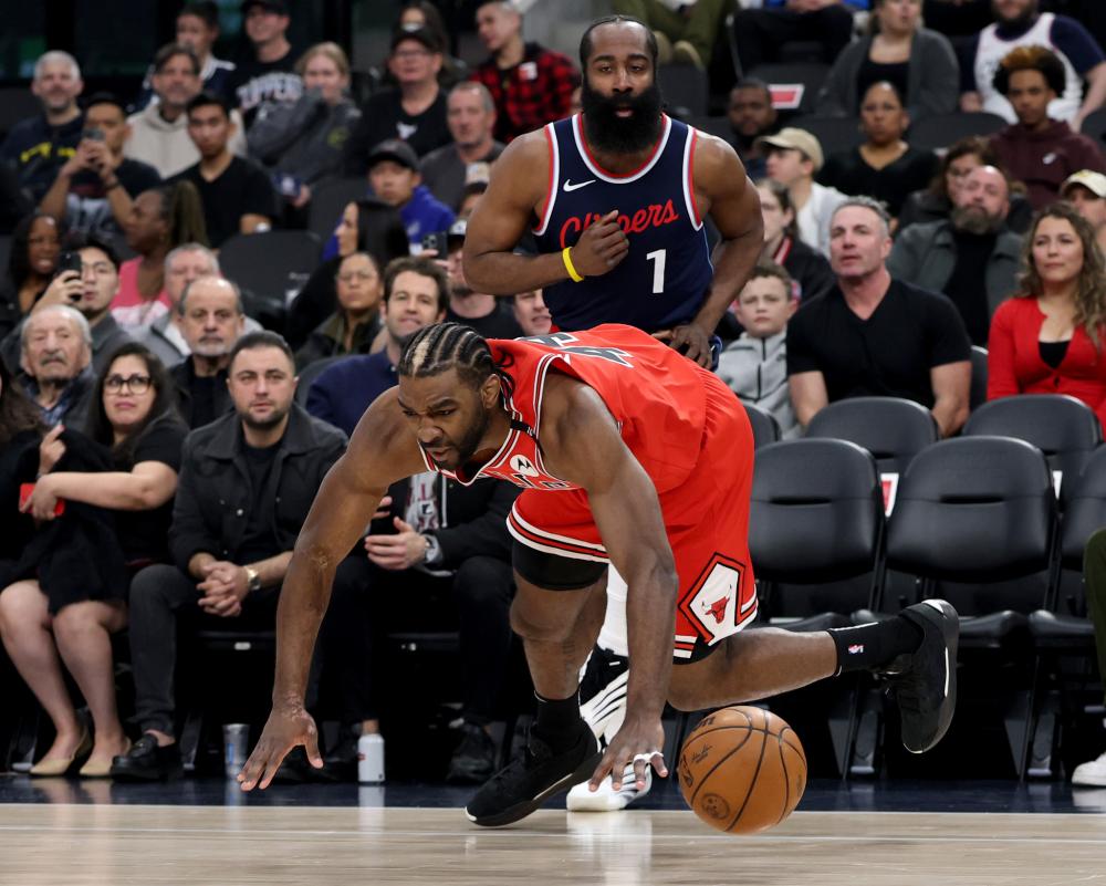 欧国联-鲁伊斯双响亚马尔助攻 西班牙4-1瑞士