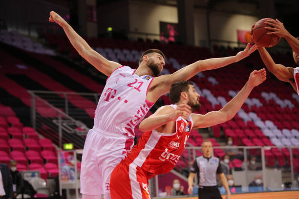 滚球赛场上 滚球赛场上